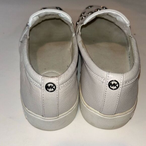 Michael Kors slip on Leo leather sneaker shoe white metallic stud Sz 6.5 EUC box - Picture 5 of 10
